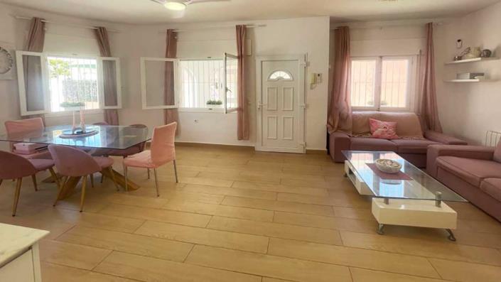 Image No.7-5 Bed Villa / Detached for sale