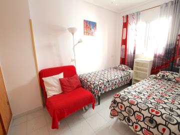 49140_stylish_one_bedroom_apartment_with_sea_views_110925135236_img_6828
