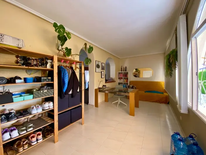 Image No.37-4 Bed Villa / Detached for sale