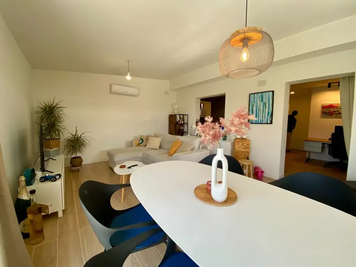 Image No.12-4 Bed Villa / Detached for sale