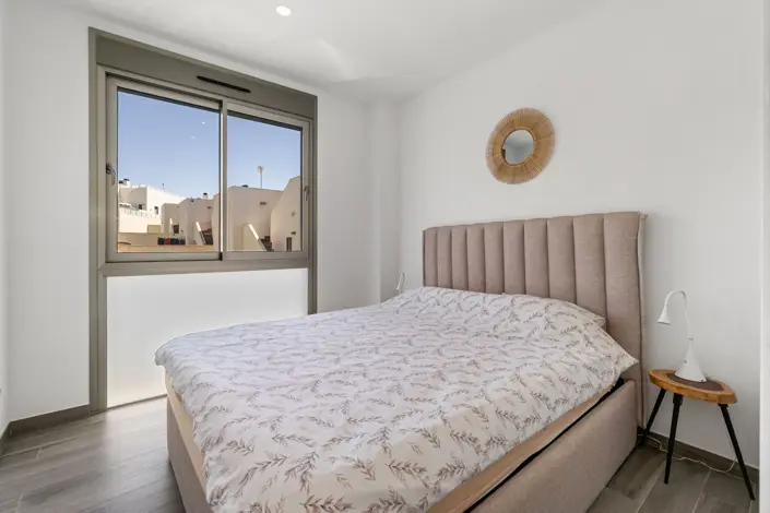 Image No.11-3 Bed Villa / Detached for sale