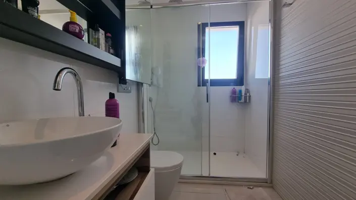 Image No.19-3 Bed Townhouse for sale