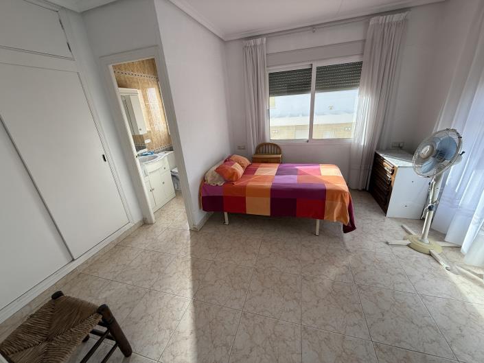 Image No.17-6 Bed Villa / Detached for sale