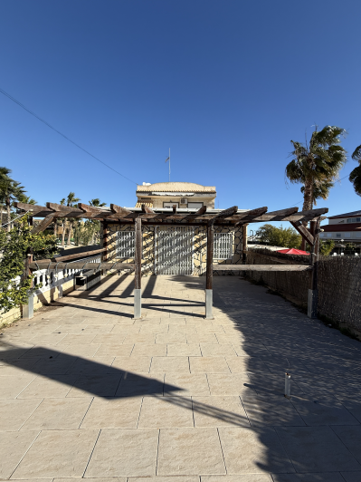 Image No.4-3 Bed Commercial for sale