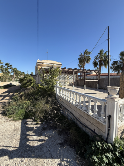 Image No.36-3 Bed Commercial for sale