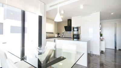 modern-pool-view-2-bed-2-bath-apartment-in-los-altos-dining-kitchen-hall