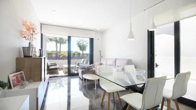 modern-pool-view-2-bed-2-bath-apartment-in-los-altos-living-space-view