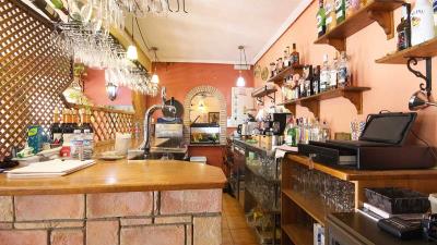 Christophers-restaurant-mar-azul-bar-space-2