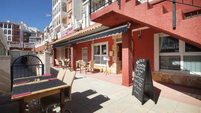 Christophers-restaurant-mar-azul-dining-al-fresco-space-4