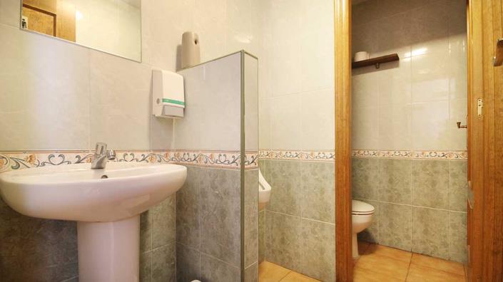 Image No.24-Restaurant for sale