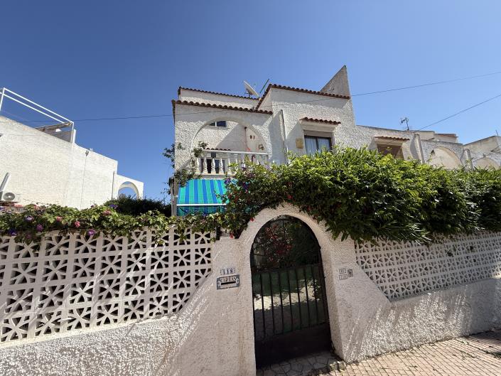 Image No.4-3 Bed Townhouse for sale