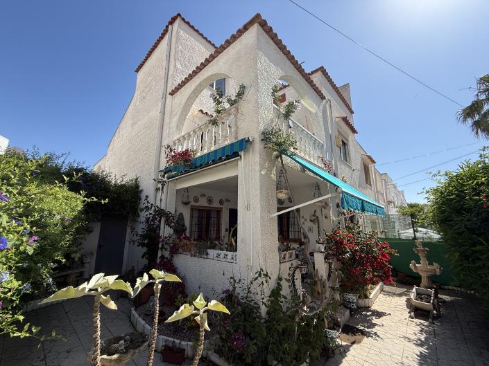 Image No.7-3 Bed Townhouse for sale