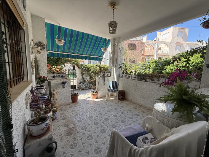 Image No.16-3 Bed Townhouse for sale