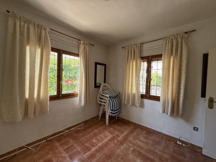 Image No.17-3 Bed Townhouse for sale