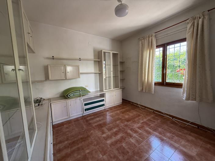 Image No.18-3 Bed Townhouse for sale