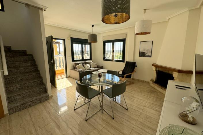 Image No.7-2 Bed Semi-Detached for sale