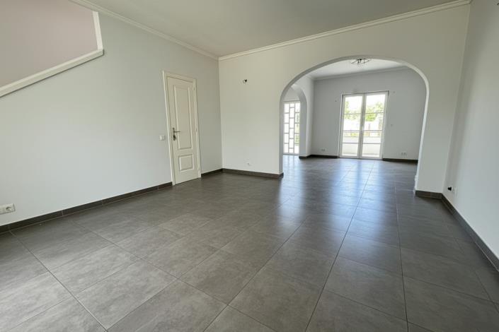 Image No.8-2 Bed Semi-Detached for sale