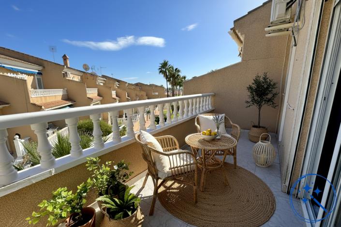 Image No.30-2 Bed Semi-Detached for sale