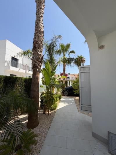 Image No.23-3 Bed Bungalow for sale