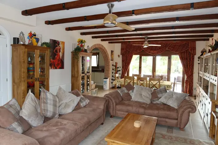 Image No.8-4 Bed Country House for sale