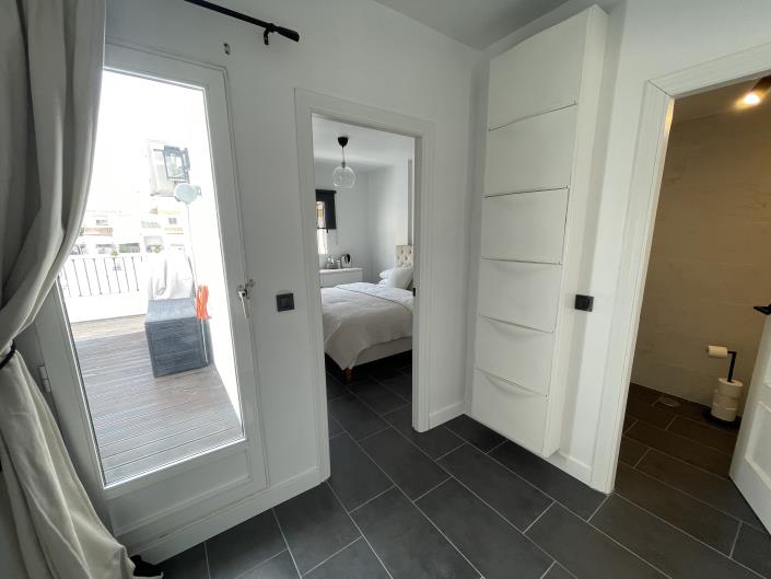 Image No.23-3 Bed Townhouse for sale