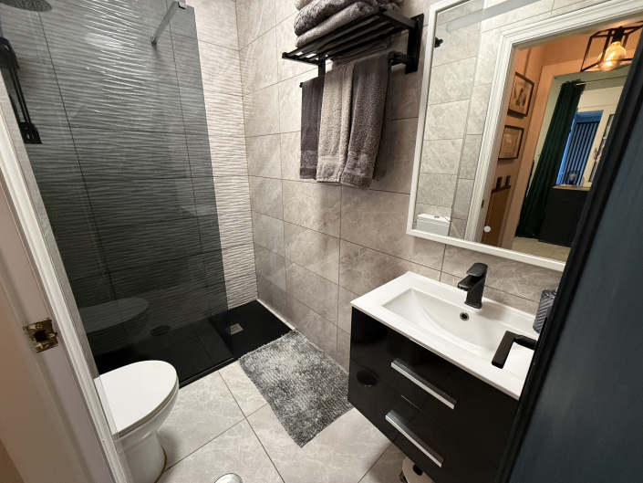Image No.20-3 Bed Semi-Detached for sale
