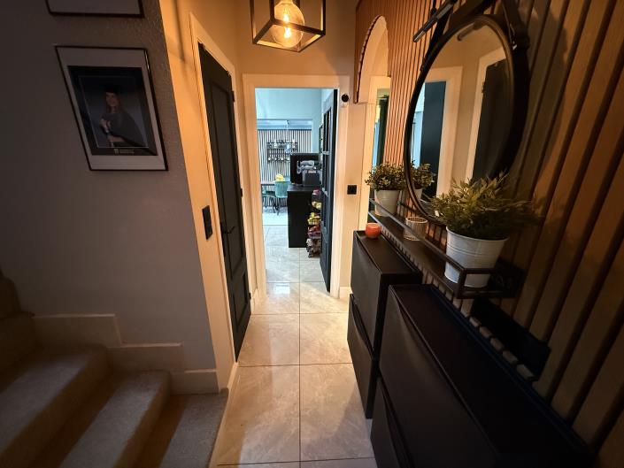 Image No.23-3 Bed Semi-Detached for sale