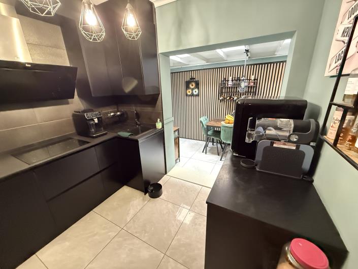 Image No.24-3 Bed Semi-Detached for sale