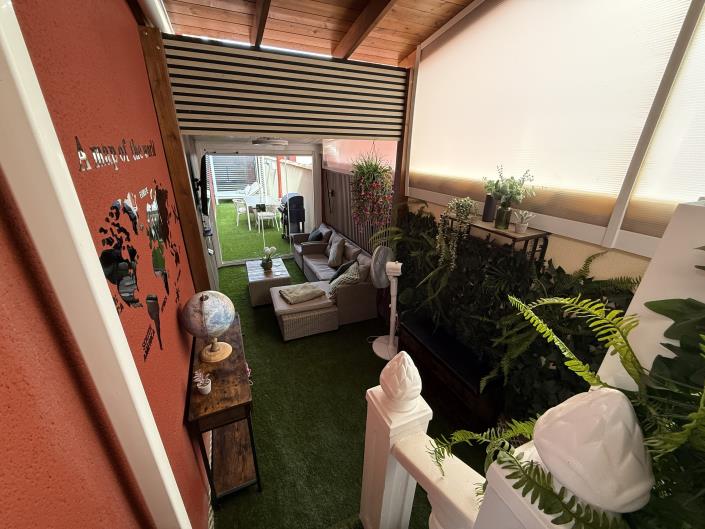 Image No.28-3 Bed Semi-Detached for sale