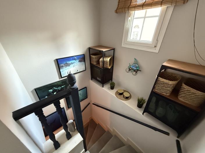 Image No.30-3 Bed Semi-Detached for sale
