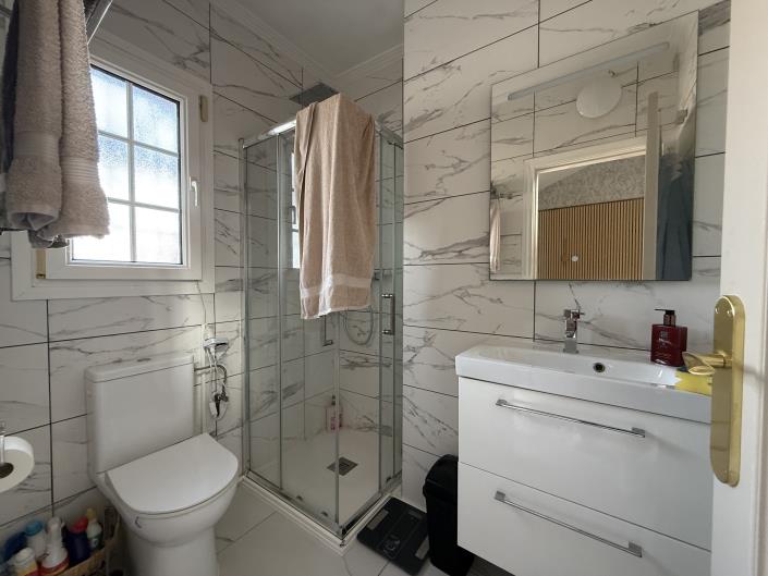 Image No.34-3 Bed Semi-Detached for sale
