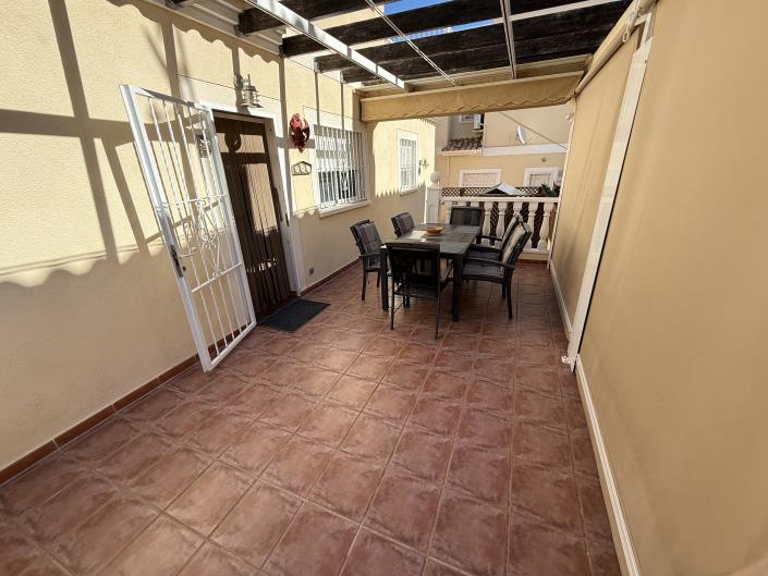 Image No.5-4 Bed Villa / Detached for sale