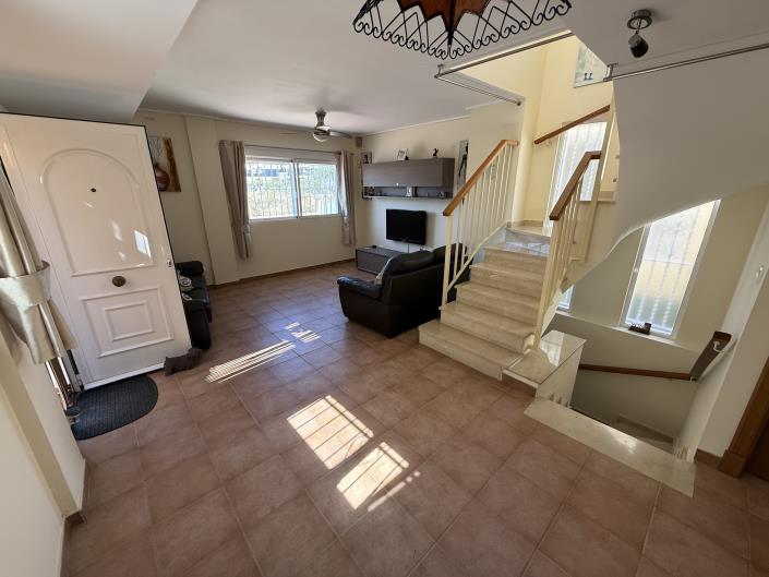 Image No.12-4 Bed Villa / Detached for sale