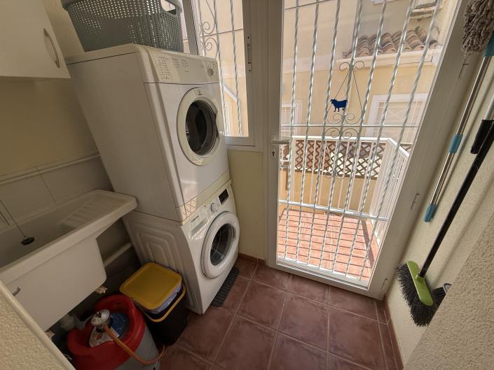 Image No.17-4 Bed Villa / Detached for sale