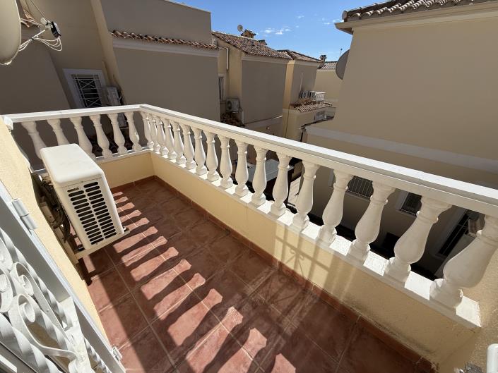 Image No.26-4 Bed Villa / Detached for sale