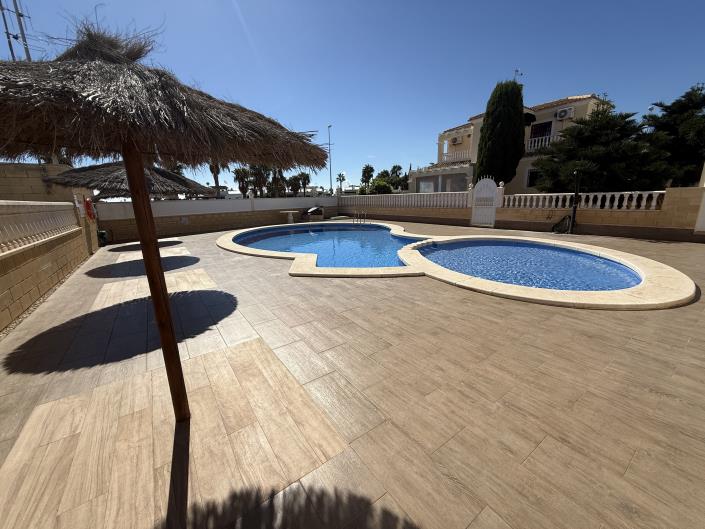 Image No.33-4 Bed Villa / Detached for sale