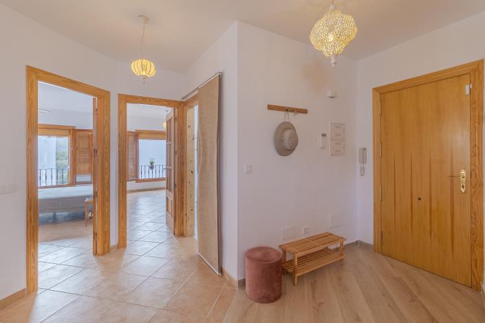 Image No.16-2 Bed Apartment for sale