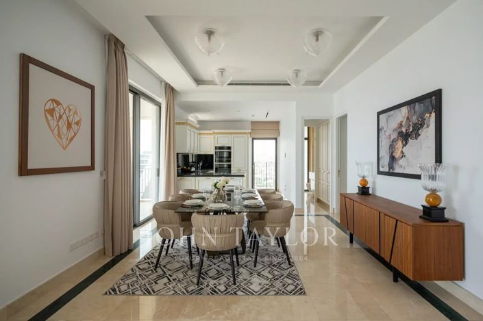 Image No.1-4 Bed Apartment for sale