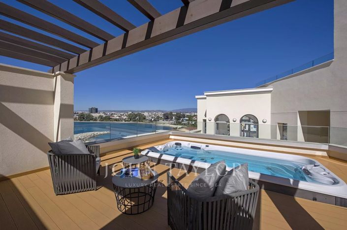 Image No.1-3 Bed Apartment for sale