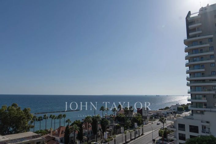 Image No.30-3 Bed Apartment for sale