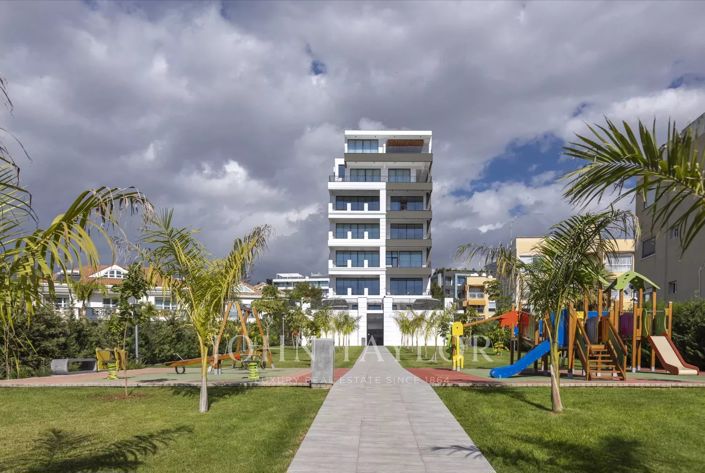 Image No.2-Appartement de 2 chambres à vendre à Parekklisia