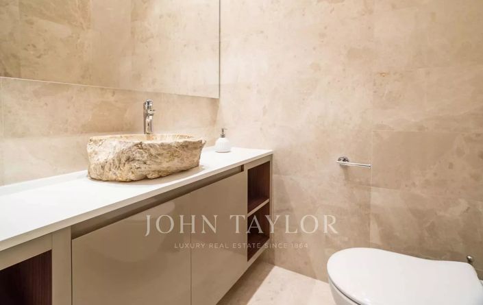 Image No.17-4 Bed Penthouse for sale