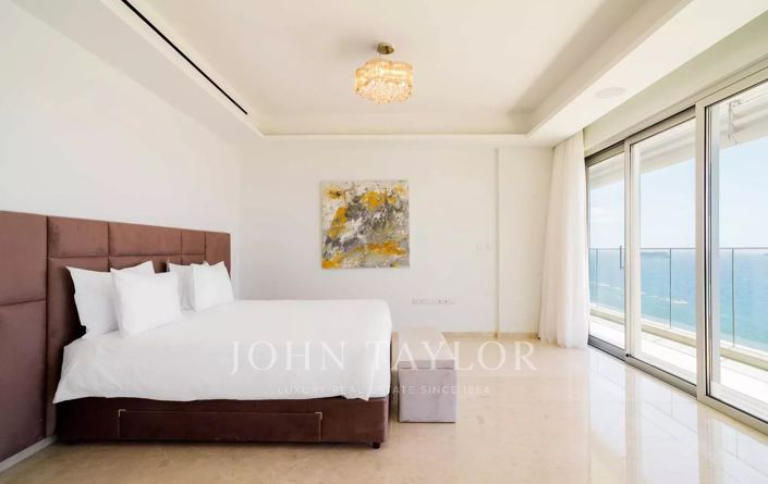 Image No.27-4 Bed Penthouse for sale