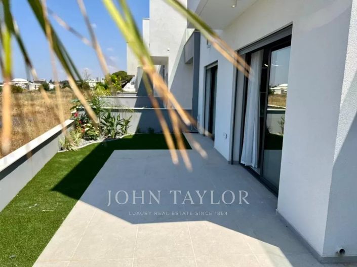 Image No.4-3 Bed Villa for sale