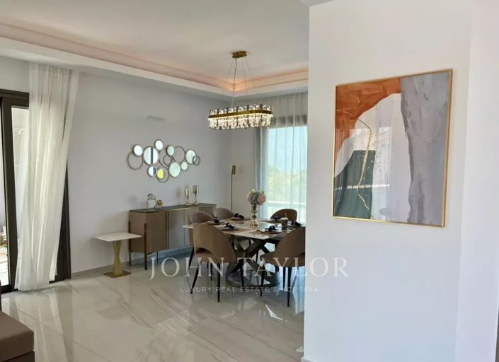 Image No.9-3 Bed Villa for sale