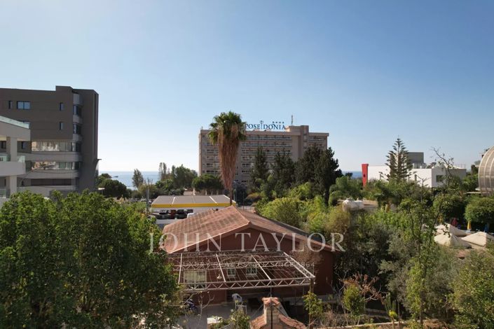 Image No.9-3 Bed Apartment for sale