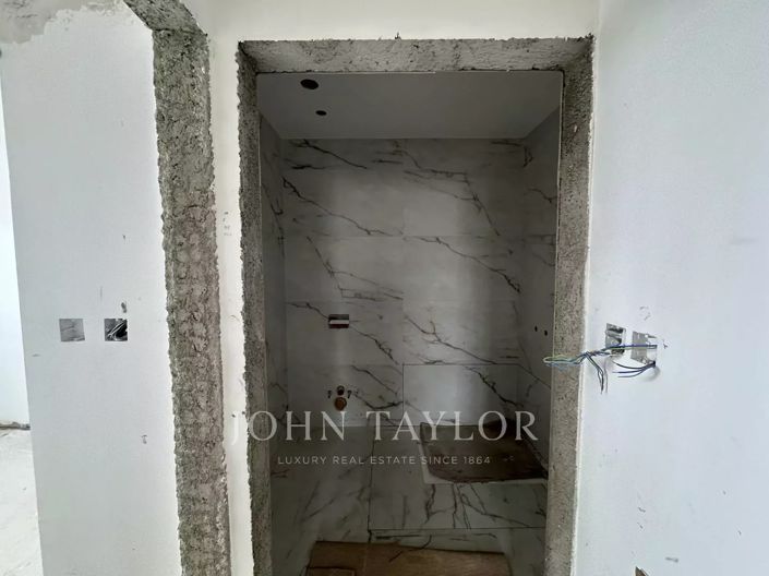 Image No.21-3 Bed Apartment for sale