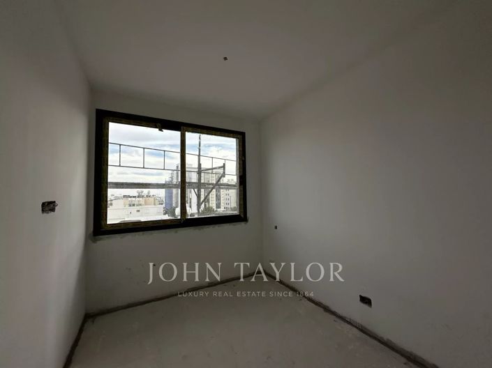 Image No.22-3 Bed Apartment for sale