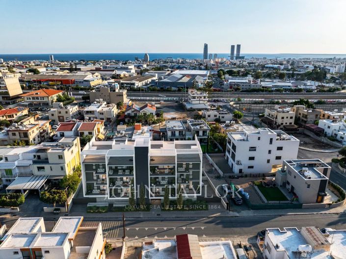 Image No.20-2 Bed Apartment for sale