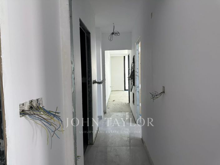 Image No.25-3 Bed Penthouse for sale